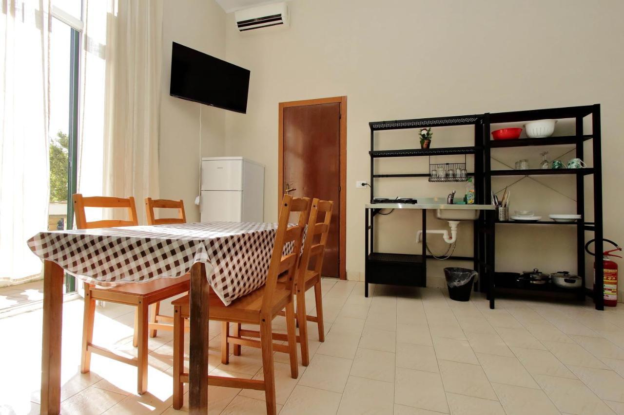 Residence Apartment Lucky Stars โรม ภายนอก รูปภาพ
